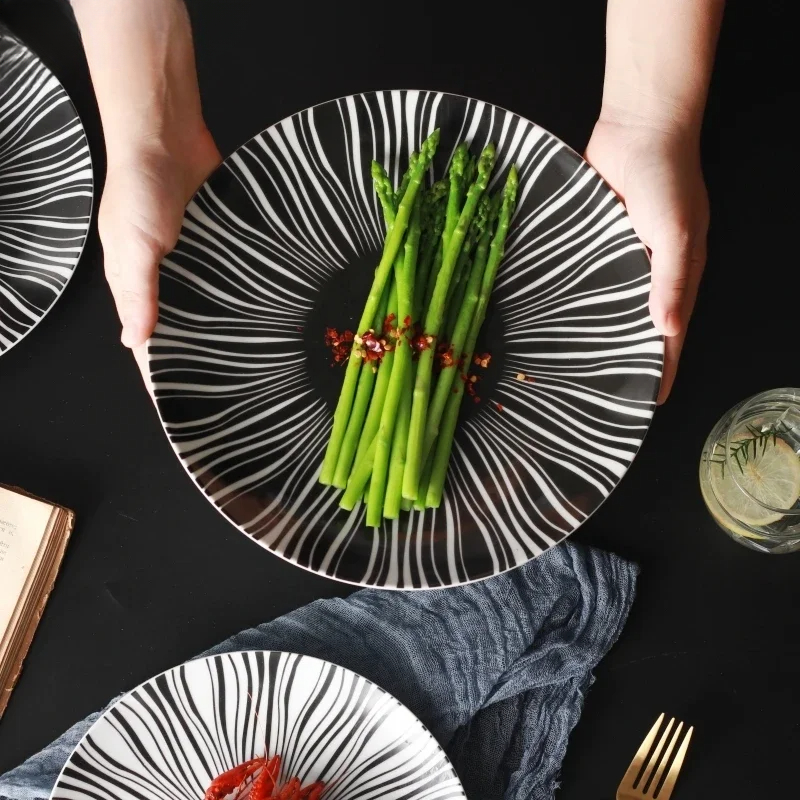 Food Good Snacks - Ceramiczne czarne białe paski zastawa stołowa